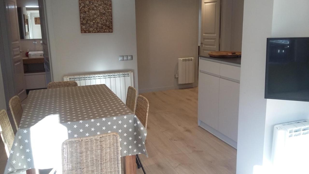 Apartamento Gausac Exterior photo